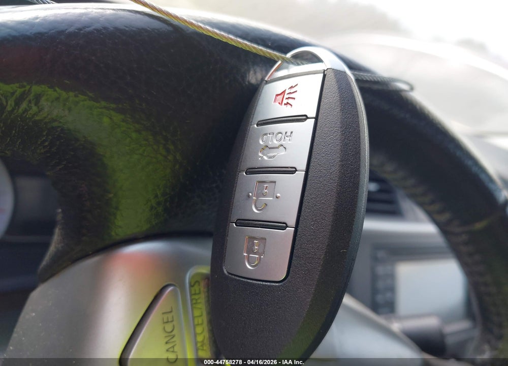 2013 NISSAN SENTRA SR VIN: 3N1AB7AP7DL692577