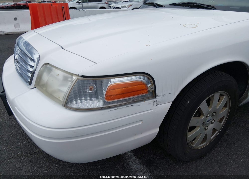 2008 FORD CROWN VICTORIA LX VIN: 2FAFP74VX8X128897