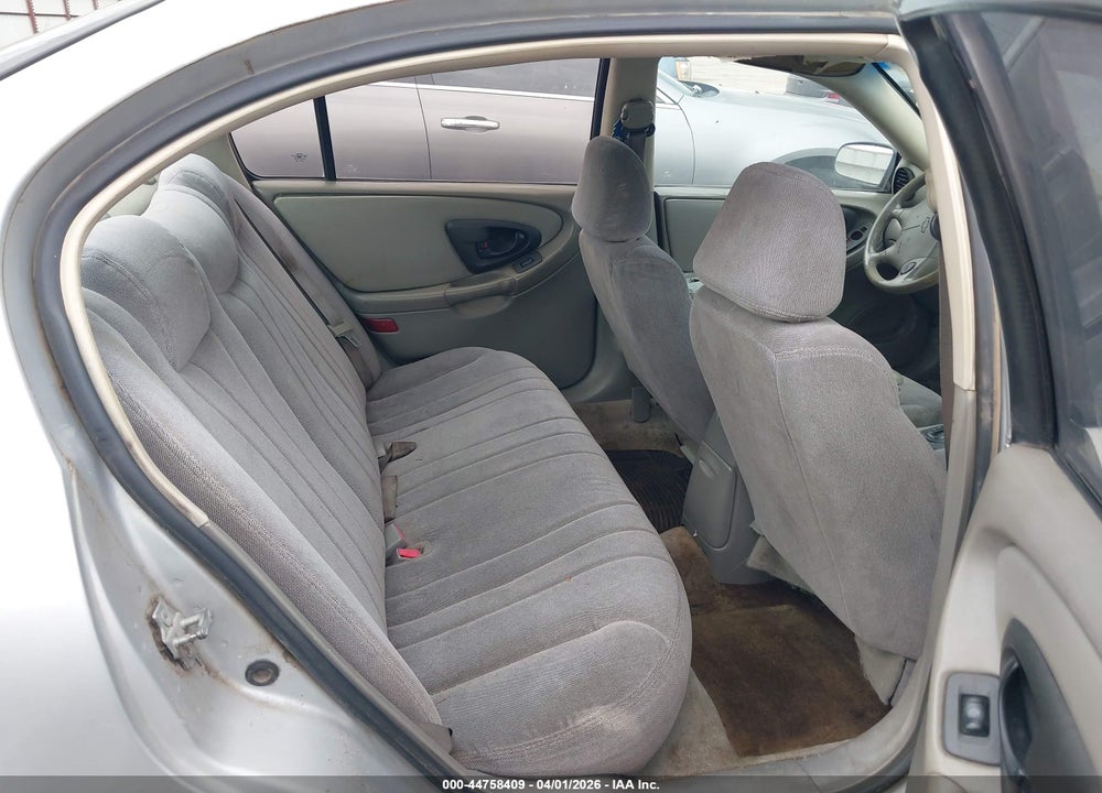 2004 CHEVROLET CLASSIC VIN: 1G1ND52F84M683887