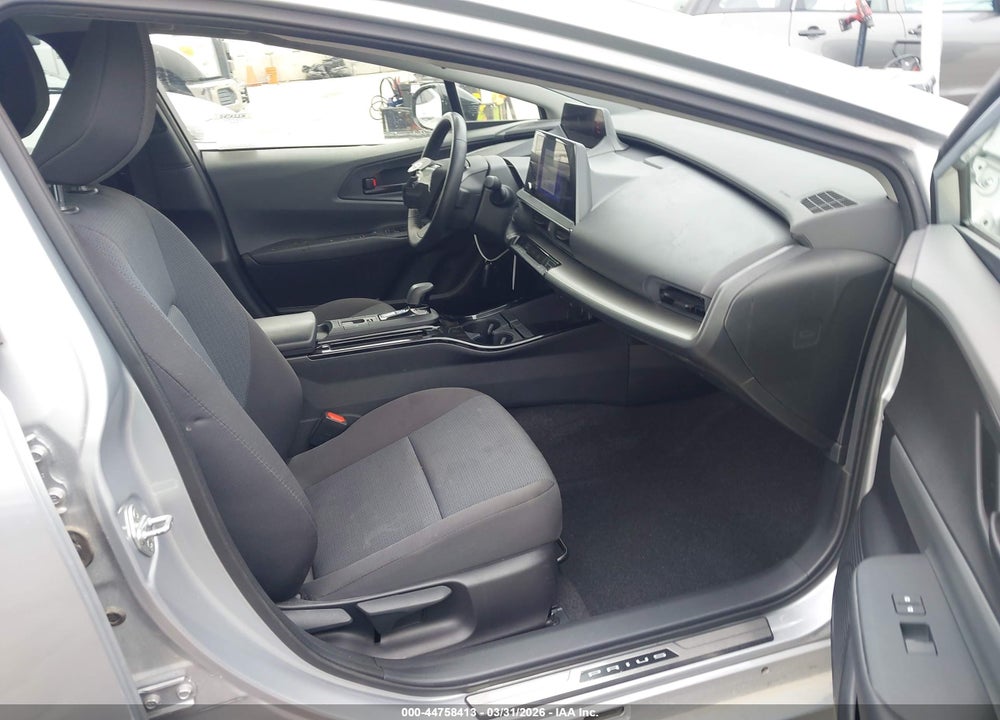 2024 TOYOTA PRIUS LE VIN: JTDACAAU8R3044102