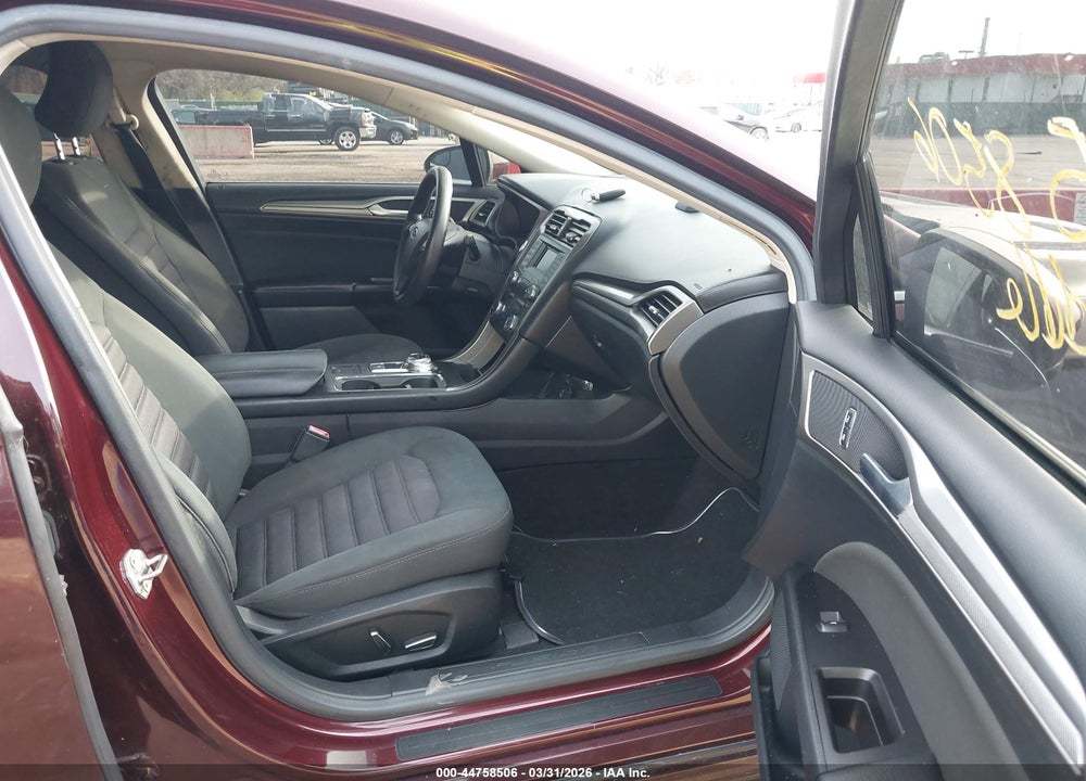 2017 FORD FUSION SE VIN: 3FA6P0H74HR148662