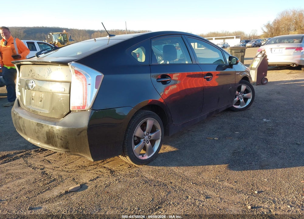 2013 TOYOTA PRIUS THREE SE VIN: JTDKN3DU9D1655203