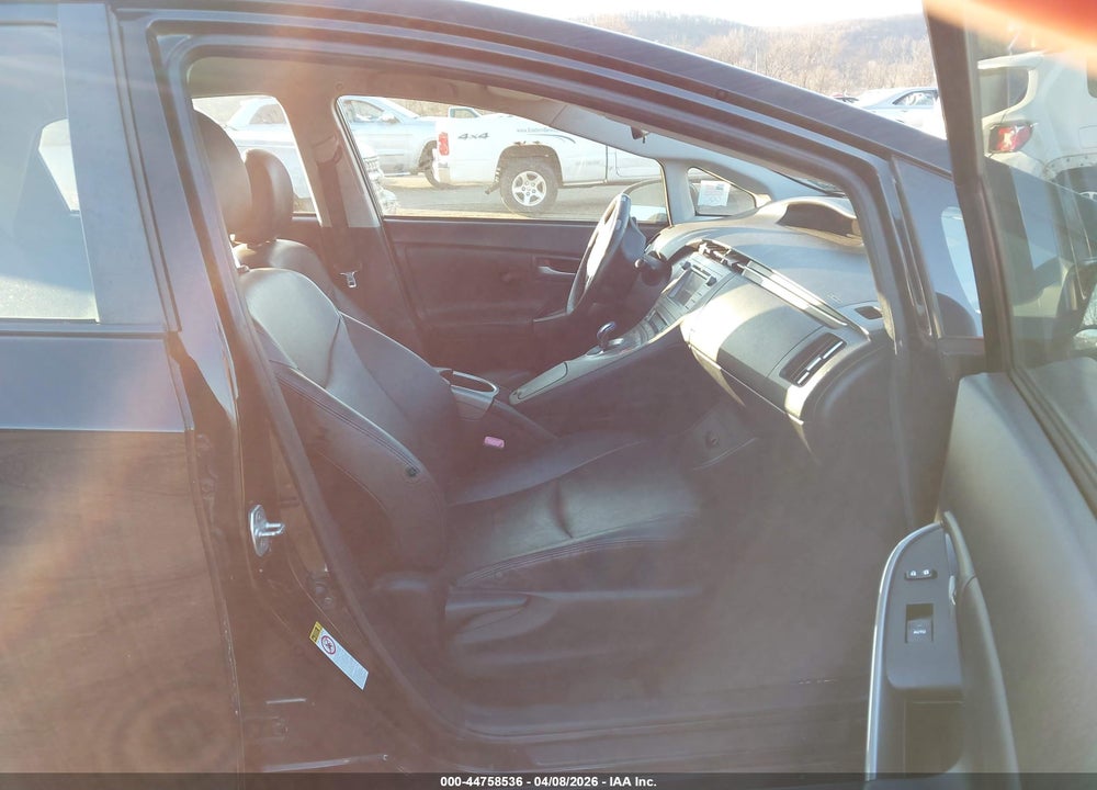 2013 TOYOTA PRIUS THREE SE VIN: JTDKN3DU9D1655203