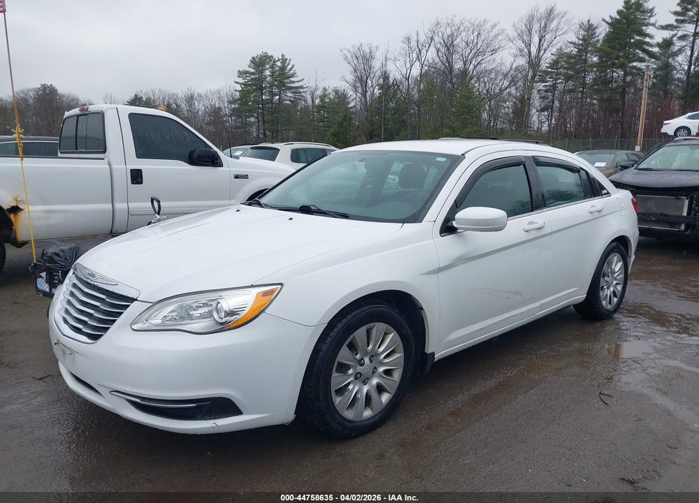 2014 CHRYSLER 200 LX VIN: 1C3CCBAB5EN123372
