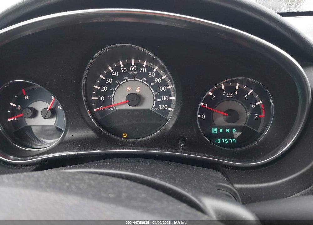 2014 CHRYSLER 200 LX VIN: 1C3CCBAB5EN123372