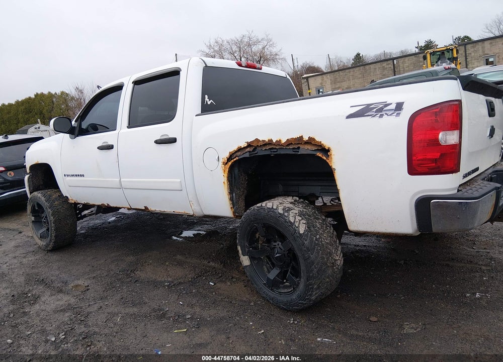 2008 CHEVROLET SILVERADO 1500 LT1 VIN: 2GCEK13M181148663