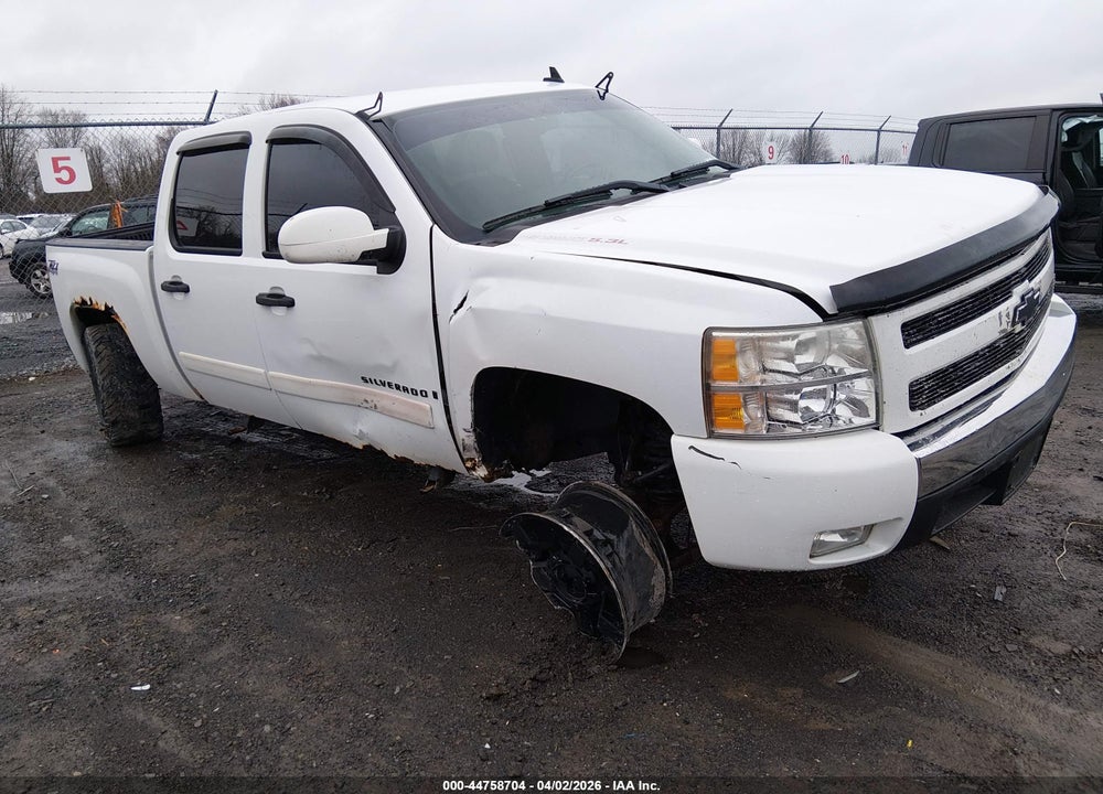 2008 CHEVROLET SILVERADO 1500 LT1 VIN: 2GCEK13M181148663
