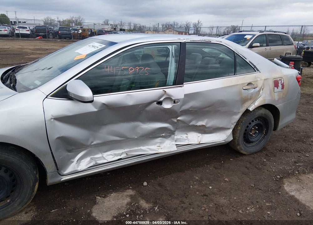 2013 TOYOTA CAMRY LE VIN: 4T1BF1FK4DU224663