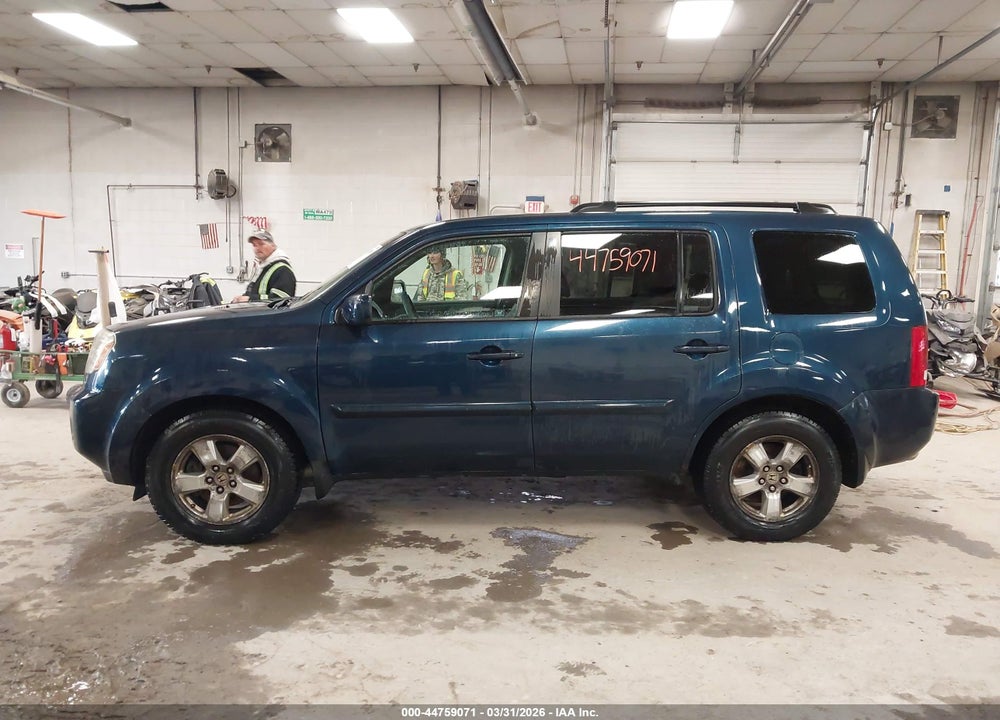 2009 HONDA PILOT EX-L VIN: 5FNYF48529B037736