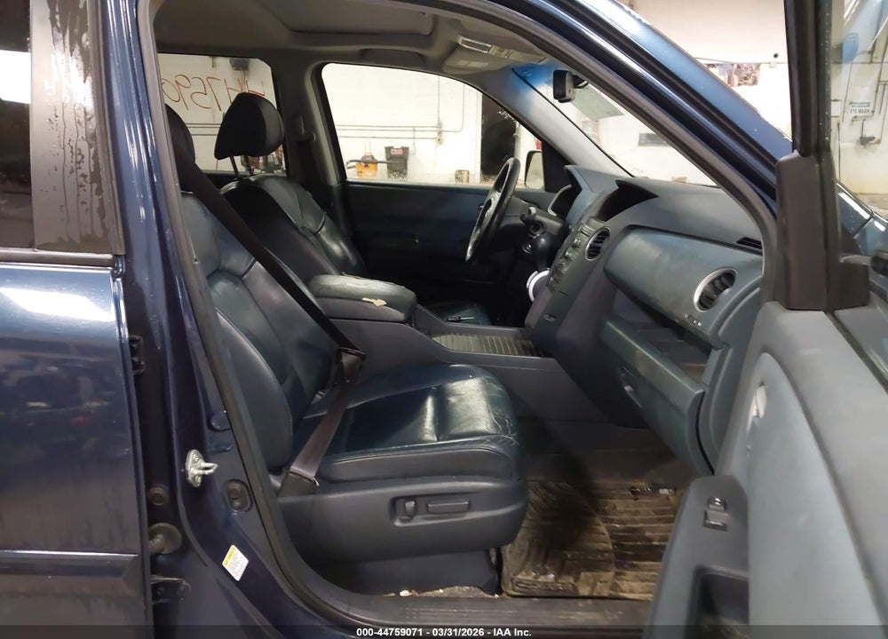 2009 HONDA PILOT EX-L VIN: 5FNYF48529B037736