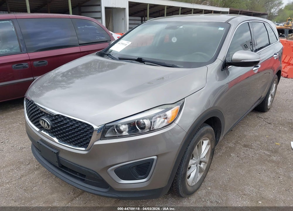2017 KIA SORENTO 2.4L L VIN: 5XYPG4A32HG302387