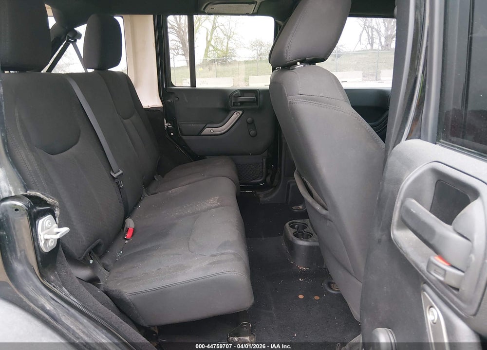 2015 JEEP WRANGLER UNLIMITED SPORT VIN: 1C4BJWDG3FL509684