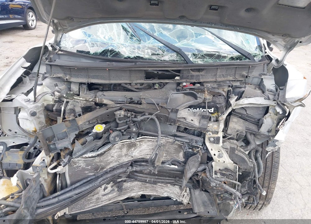 2015 NISSAN ROGUE S VIN: 5N1AT2ML0FC871432