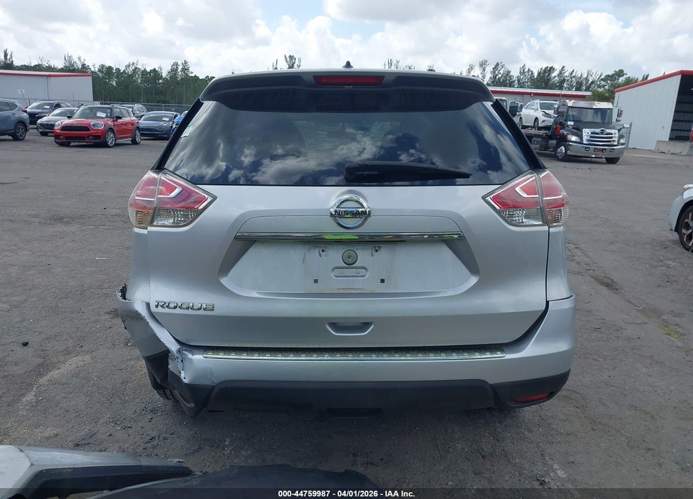 2015 NISSAN ROGUE S VIN: 5N1AT2ML0FC871432