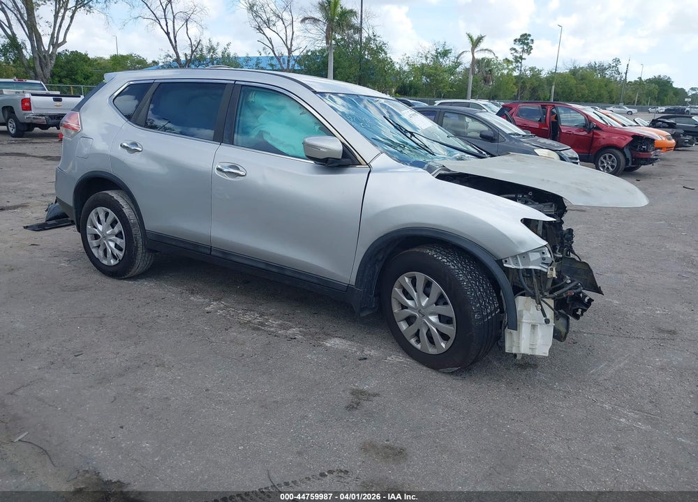2015 NISSAN ROGUE S VIN: 5N1AT2ML0FC871432