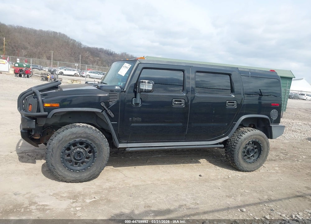 2009 HUMMER H2 SUV VIN: 5GRGN83249H100210