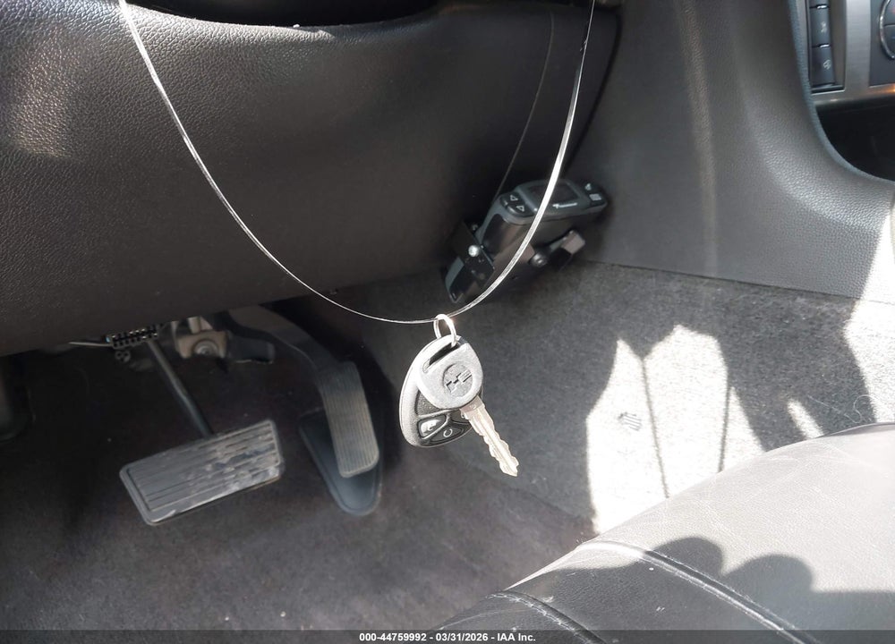 2009 HUMMER H2 SUV VIN: 5GRGN83249H100210