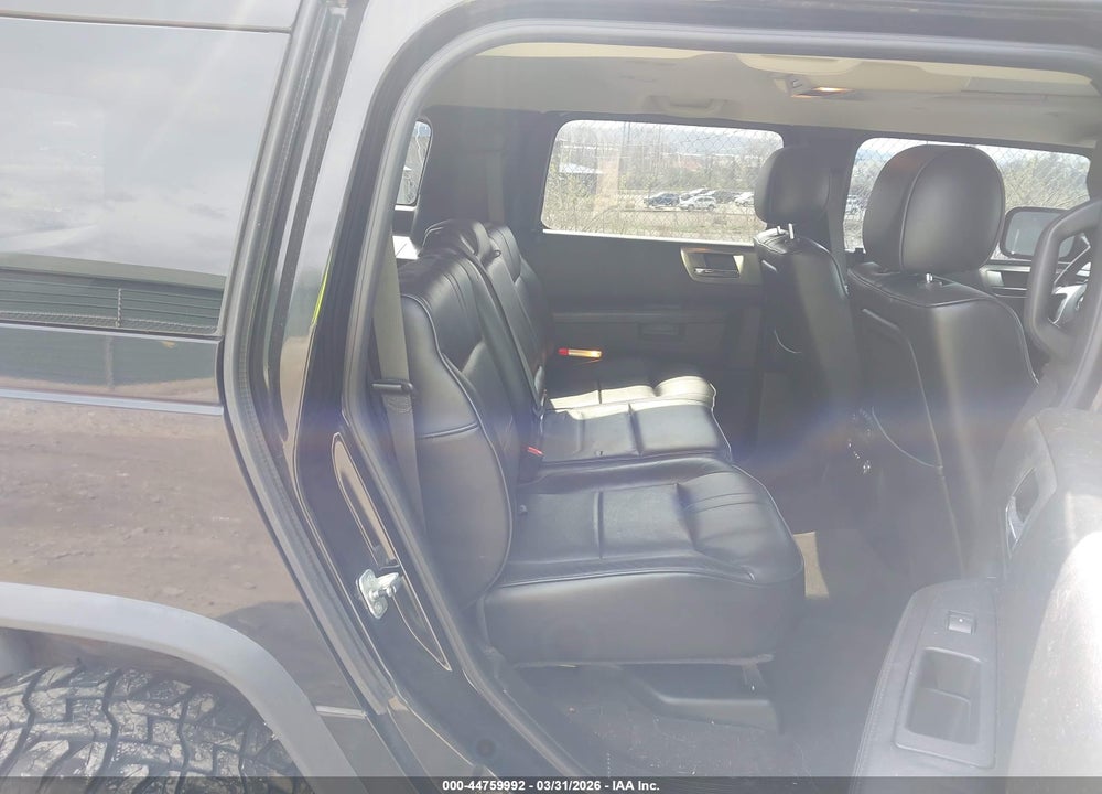 2009 HUMMER H2 SUV VIN: 5GRGN83249H100210