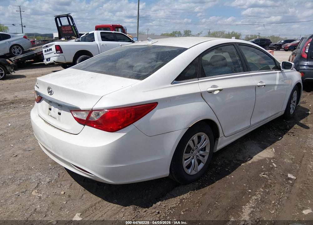 2011 HYUNDAI SONATA GLS VIN: 5NPEB4AC3BH307409