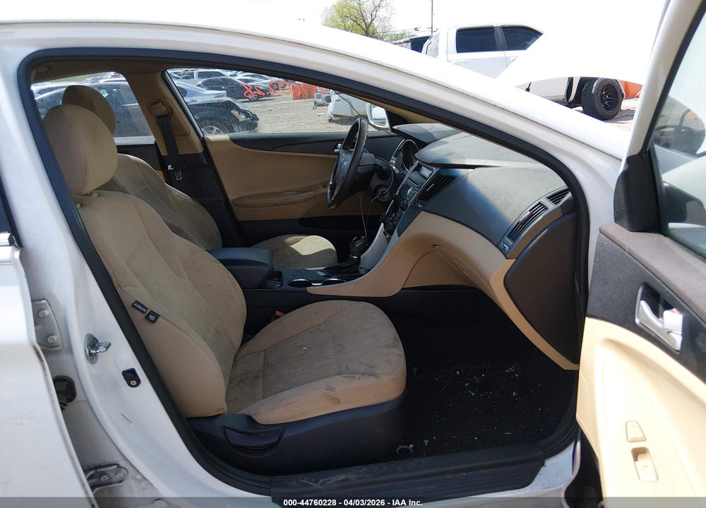 2011 HYUNDAI SONATA GLS VIN: 5NPEB4AC3BH307409