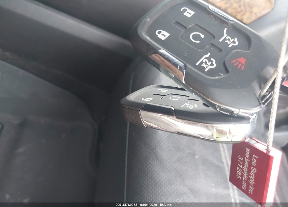 2016 GMC YUKON XL DENALI VIN: 1GKS1HKJ4GR366337