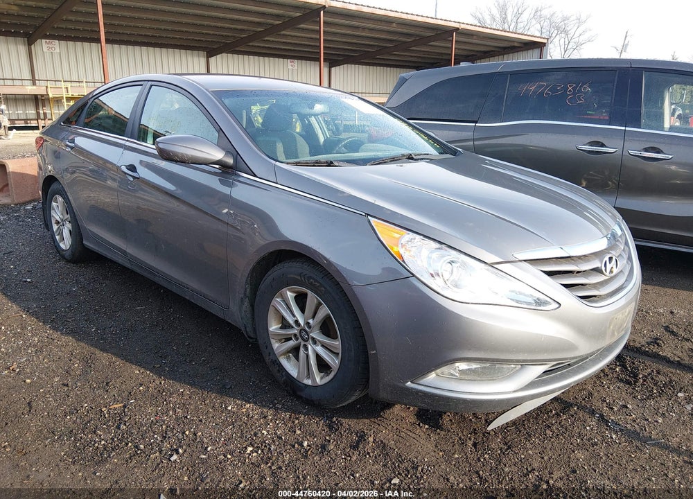 2013 HYUNDAI SONATA GLS VIN: 5NPEB4AC2DH807290