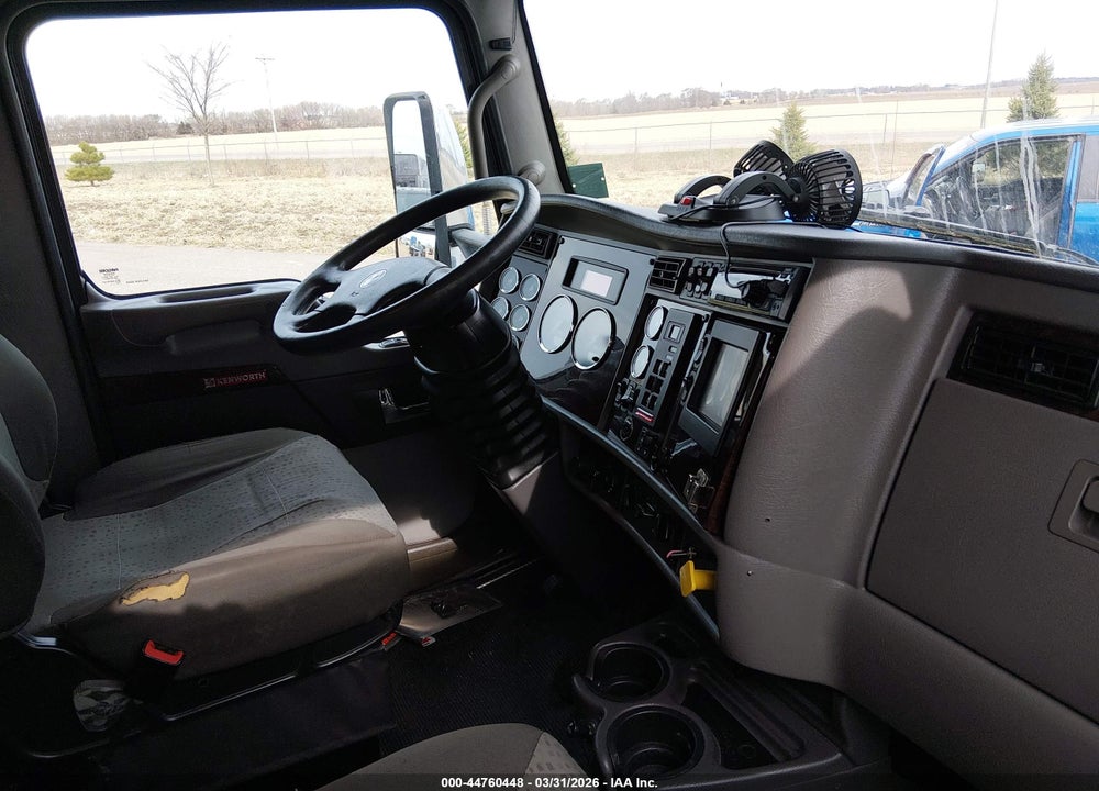 2018 KENWORTH T3 SERIES VIN: 2NKHHM7X3JM188506