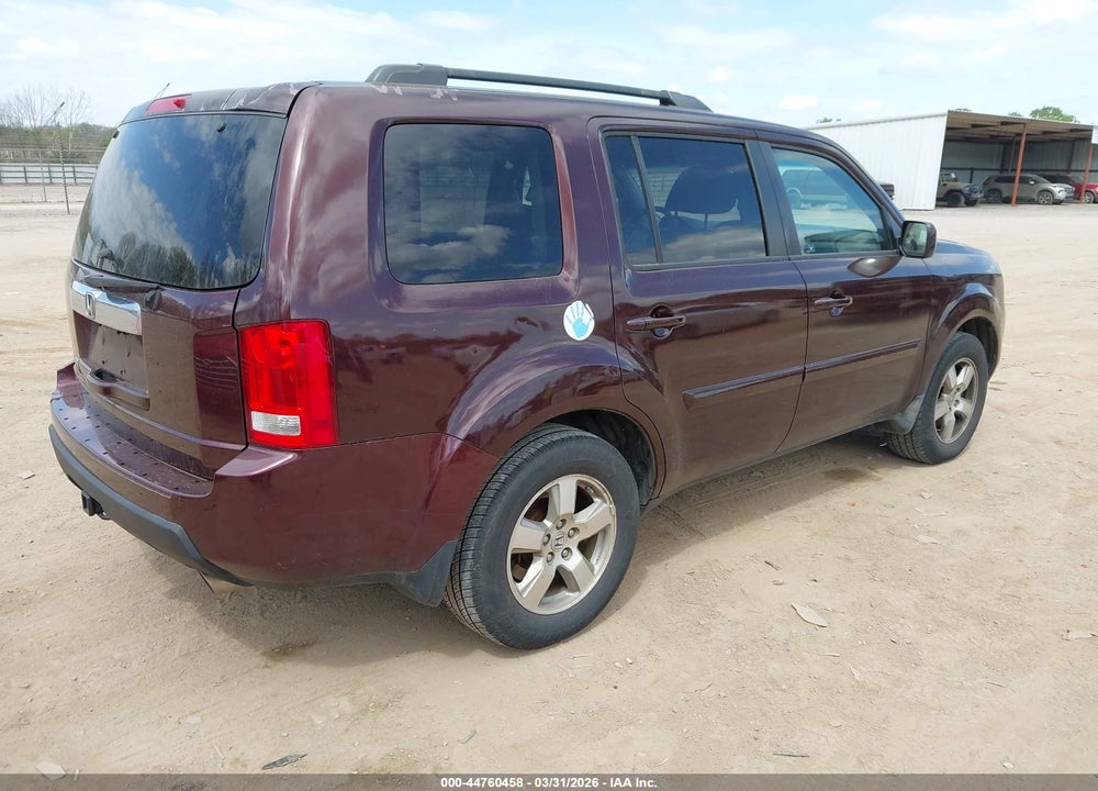 2011 HONDA PILOT EX-L VIN: 5FNYF3H57BB034587