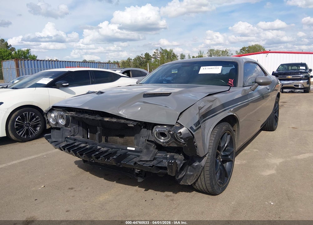 2018 DODGE CHALLENGER SXT PLUS VIN: 2C3CDZAG5JH177923