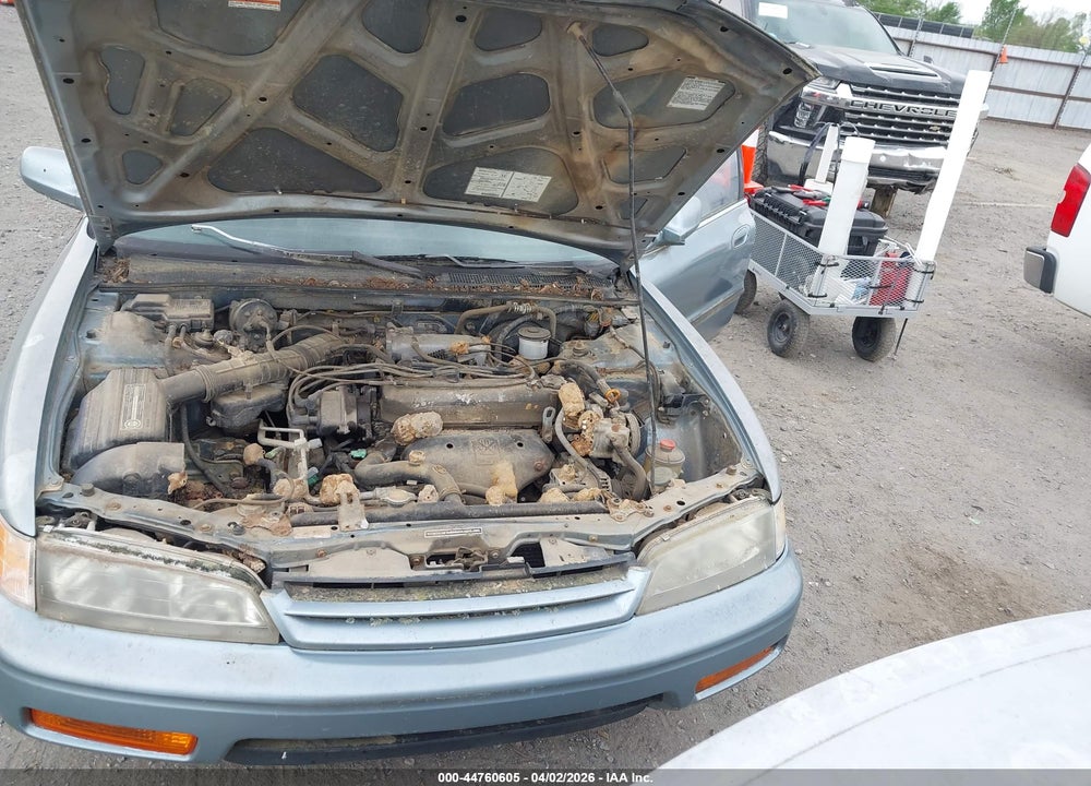 1994 HONDA ACCORD LX/EX VIN: 1HGCD563XRA123586