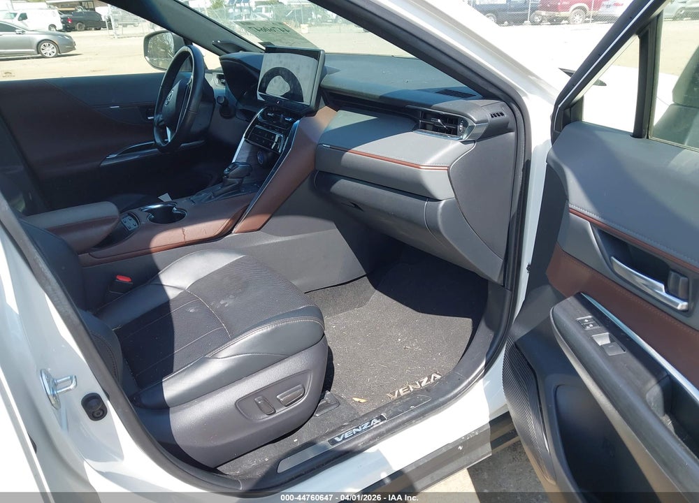 2021 TOYOTA VENZA XLE VIN: JTEAAAAH9MJ012896