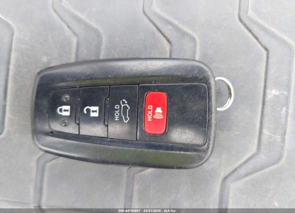 2024 TOYOTA RAV4 HYBRID XLE PREMIUM VIN: JTMB6RFV3RD118869