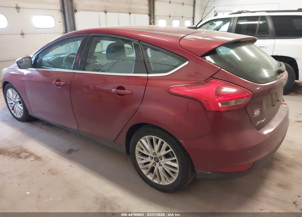 2015 FORD FOCUS TITANIUM VIN: 1FADP3N23FL341365