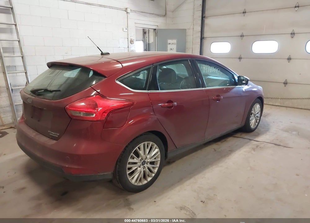 2015 FORD FOCUS TITANIUM VIN: 1FADP3N23FL341365