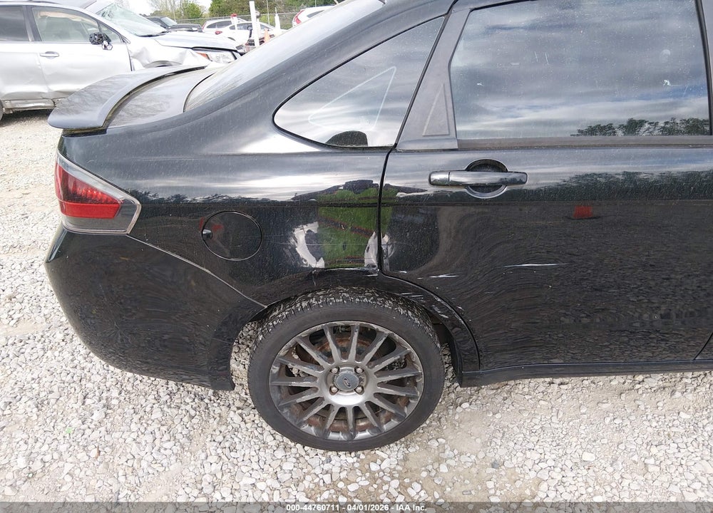 2011 FORD FOCUS SES VIN: 1FAHP3GN5BW102255
