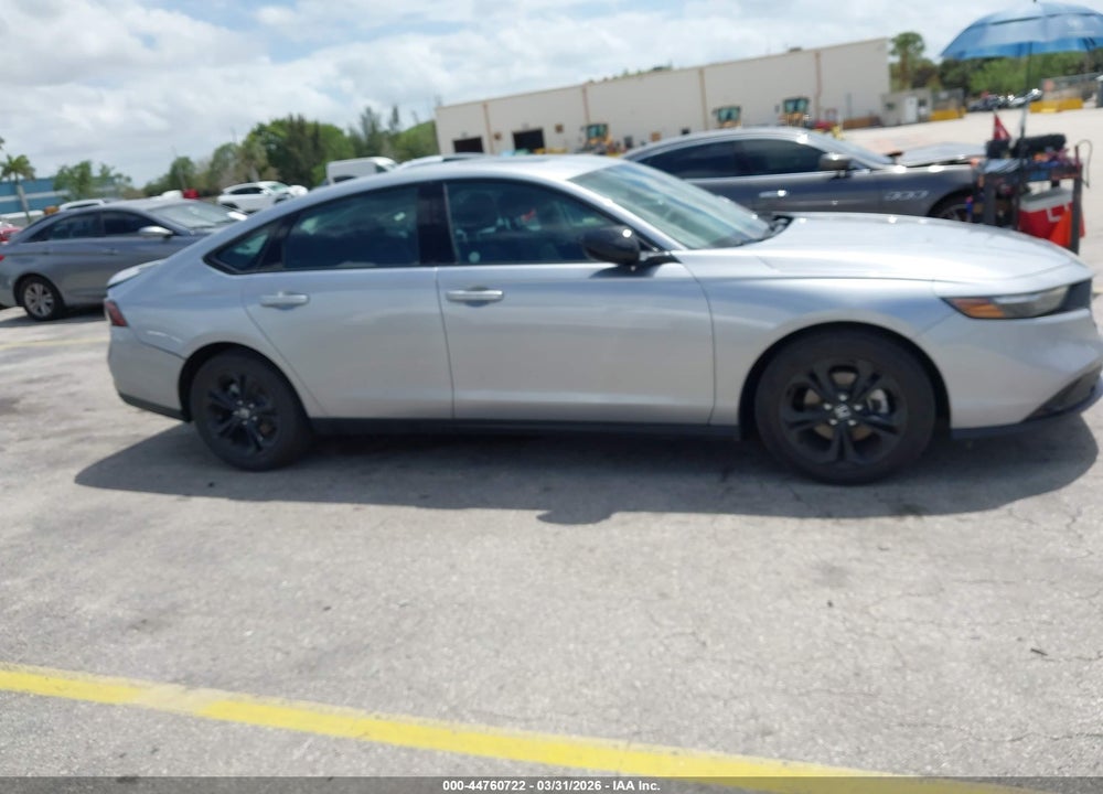 2025 HONDA ACCORD SE VIN: 1HGCY1F44SA088555