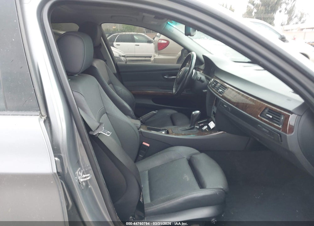 2010 BMW 328I VIN: WBAPH5C52AA438975