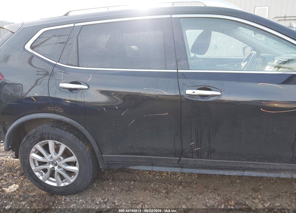 2017 NISSAN ROGUE SV VIN: JN8AT2MV1HW270266