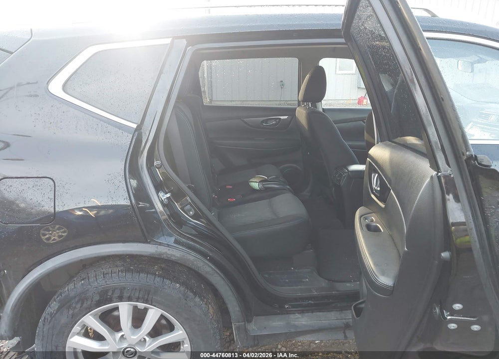 2017 NISSAN ROGUE SV VIN: JN8AT2MV1HW270266