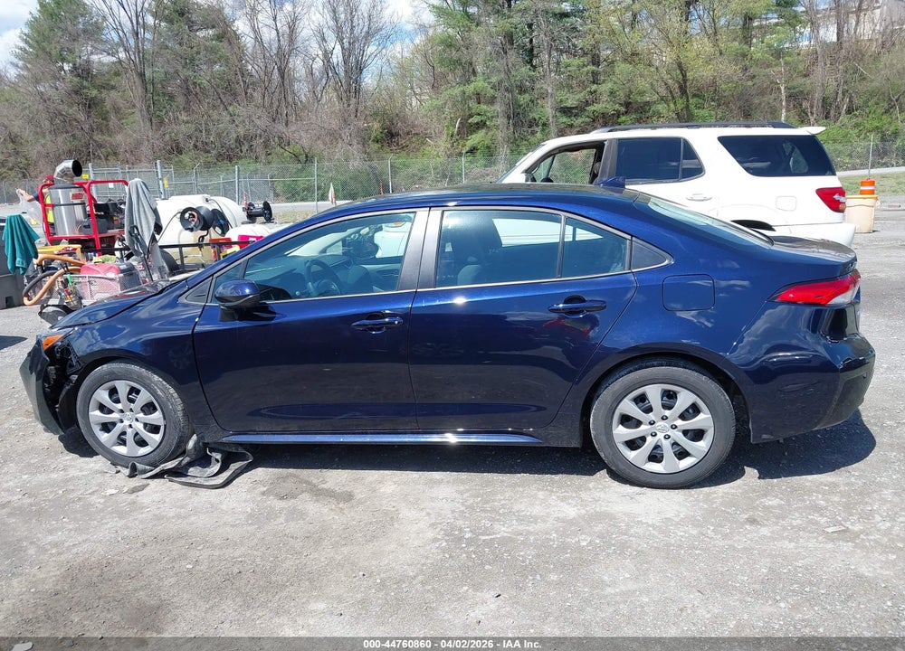 2025 TOYOTA COROLLA LE VIN: 5YFB4MDE4SP293632