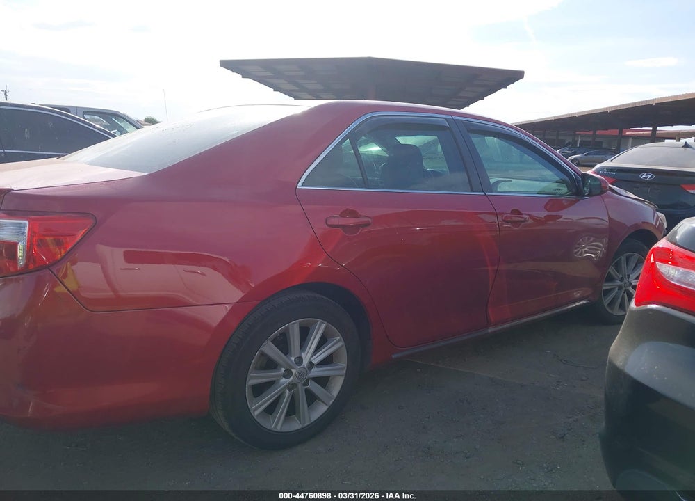 2014 TOYOTA CAMRY XLE VIN: 4T1BF1FK9EU728692