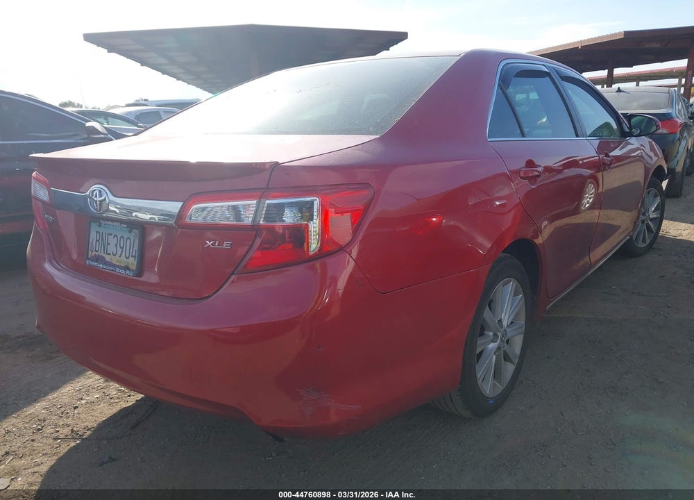 2014 TOYOTA CAMRY XLE VIN: 4T1BF1FK9EU728692