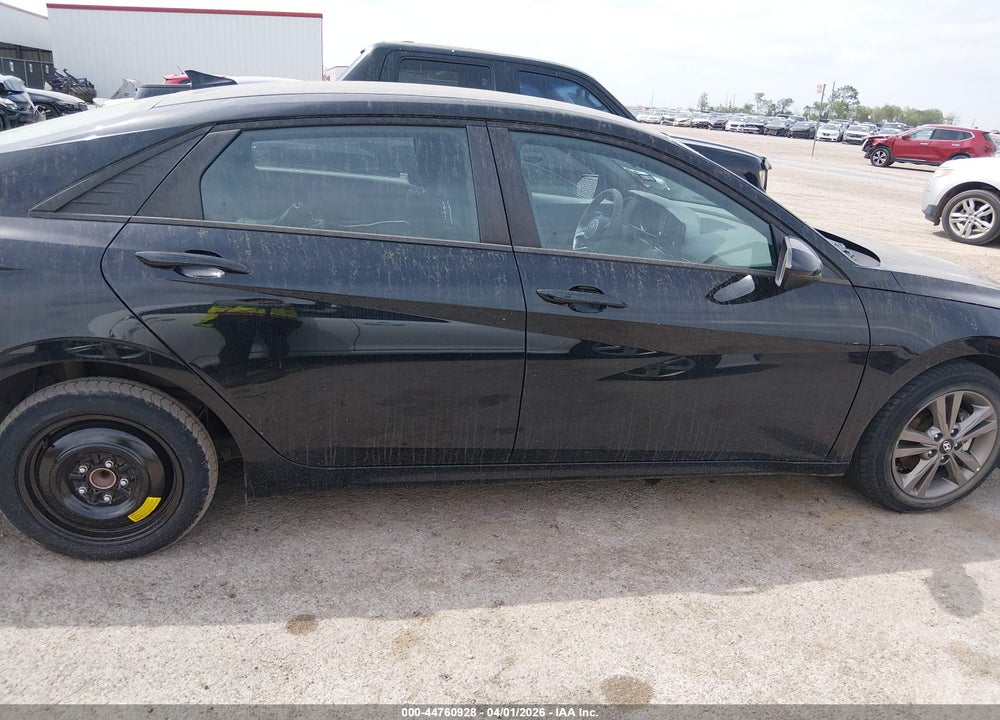 2022 HYUNDAI ELANTRA SEL VIN: 5NPLM4AG5NH068244