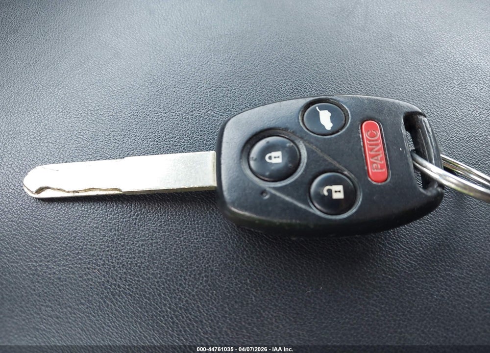 2010 HONDA PILOT EX VIN: 5FNYF4H47AB037629