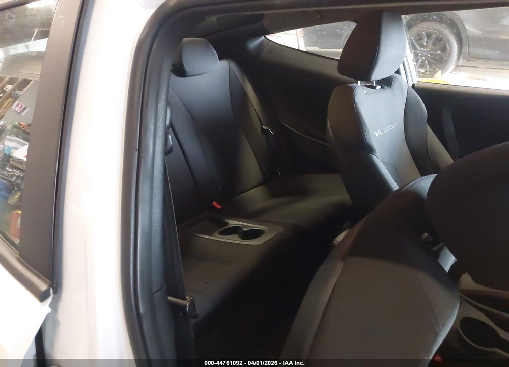2017 HYUNDAI VELOSTER VIN: KMHTC6AD6HU307116