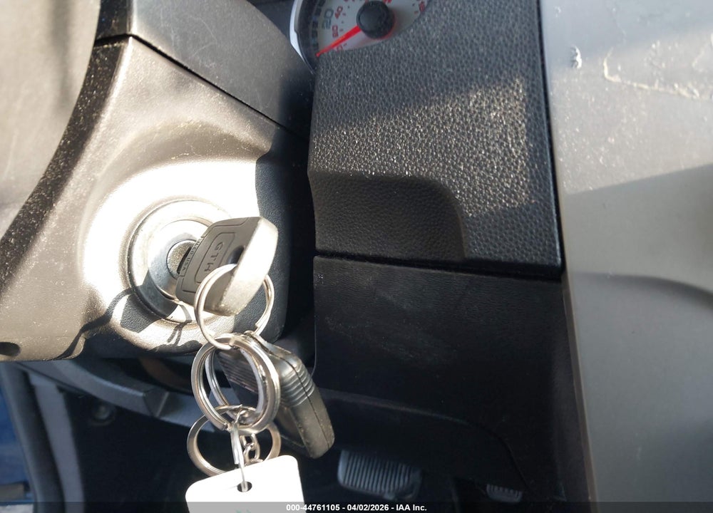 2010 FORD FOCUS SE VIN: 1FAHP3FN9AW209289