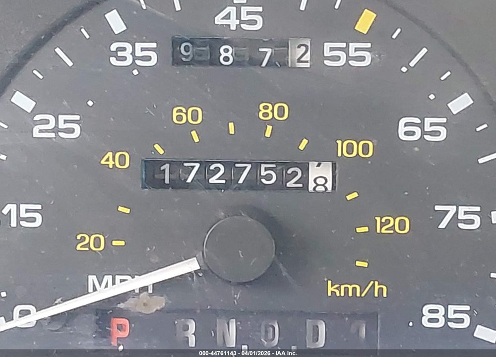1995 FORD TAURUS GL/SE VIN: 1FALP52U5SG203357