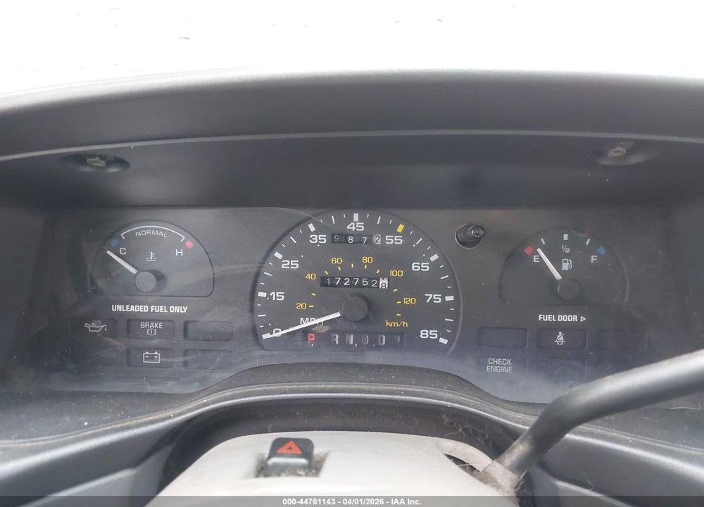 1995 FORD TAURUS GL/SE VIN: 1FALP52U5SG203357