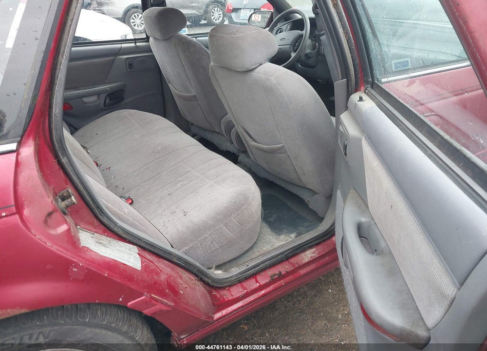 1995 FORD TAURUS GL/SE VIN: 1FALP52U5SG203357