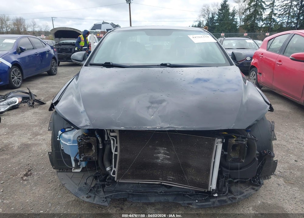 2018 HYUNDAI ELANTRA SEL VIN: KMHD84LF6JU467186